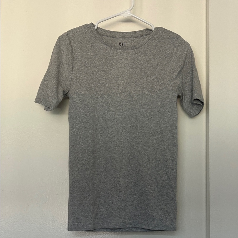 GAP Classic Gray Short Sleeve Tee